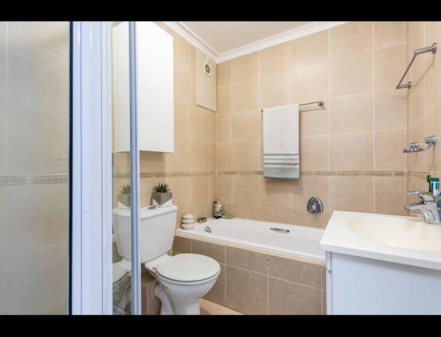 3 BEDROOM APARTMENT FOR SALE IN BEACHFRONT